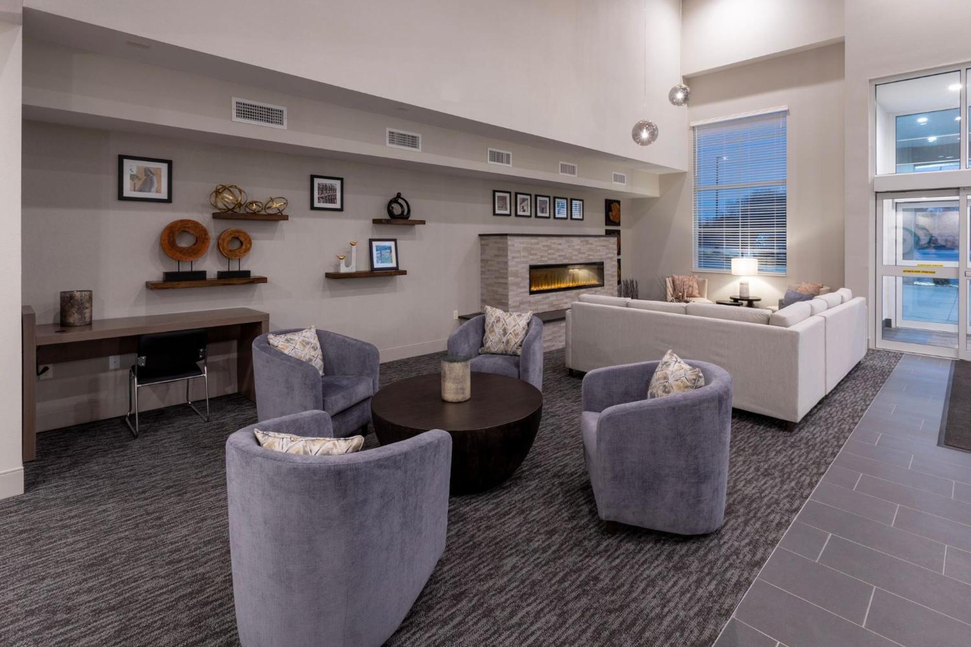 Grandstay Hotel & Suites Algona מראה חיצוני תמונה